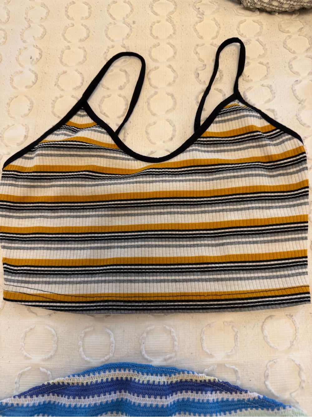 Cropped Tank Top Bundle - Picture 3 of 7